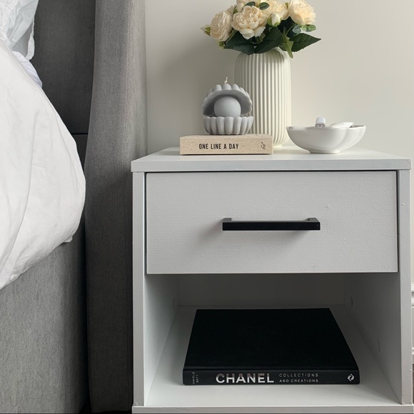 Pearl Soy Wax Candle Home Decor - Picture 2 of 2